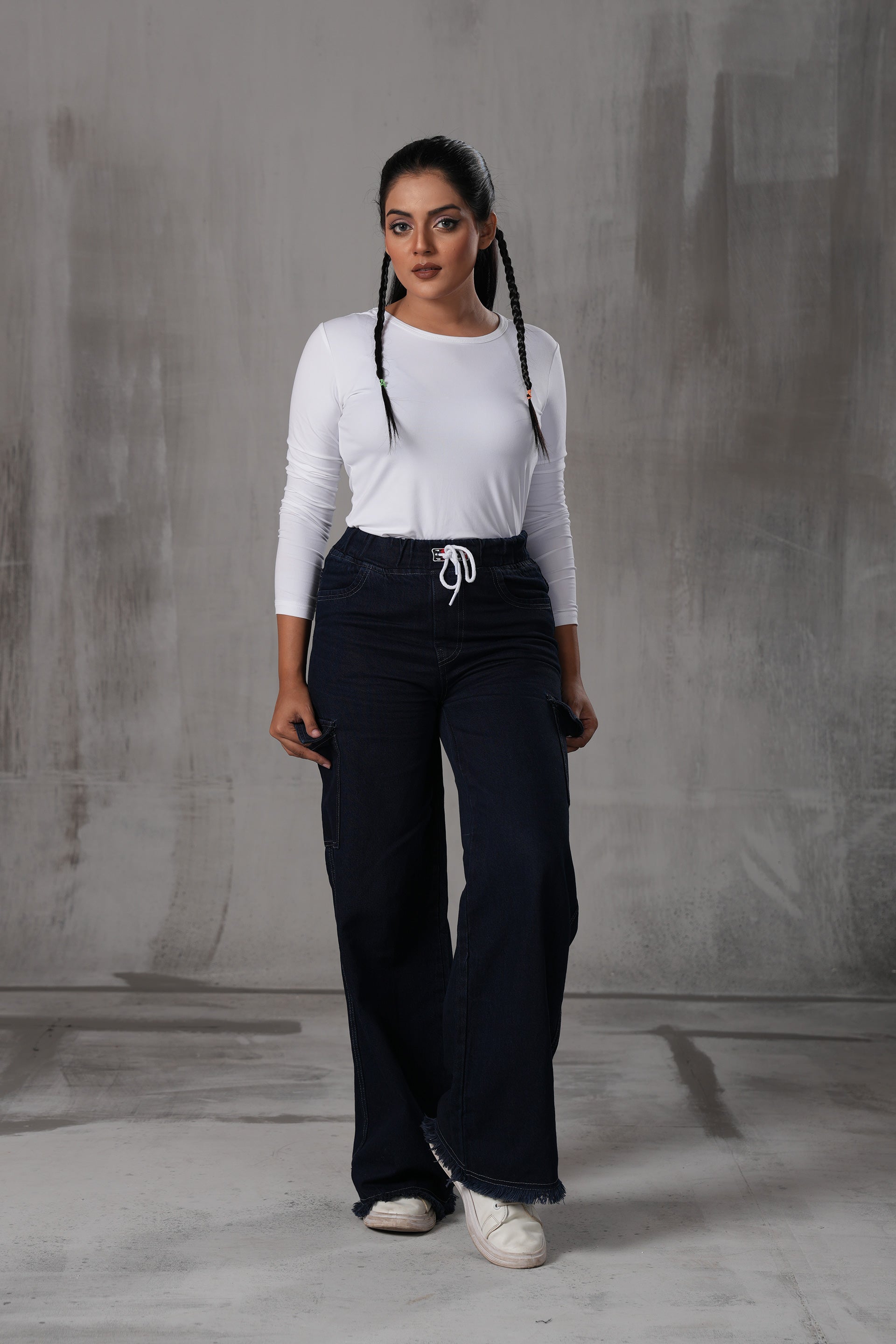 Urban Utility Wide-Leg Cargo Jeans