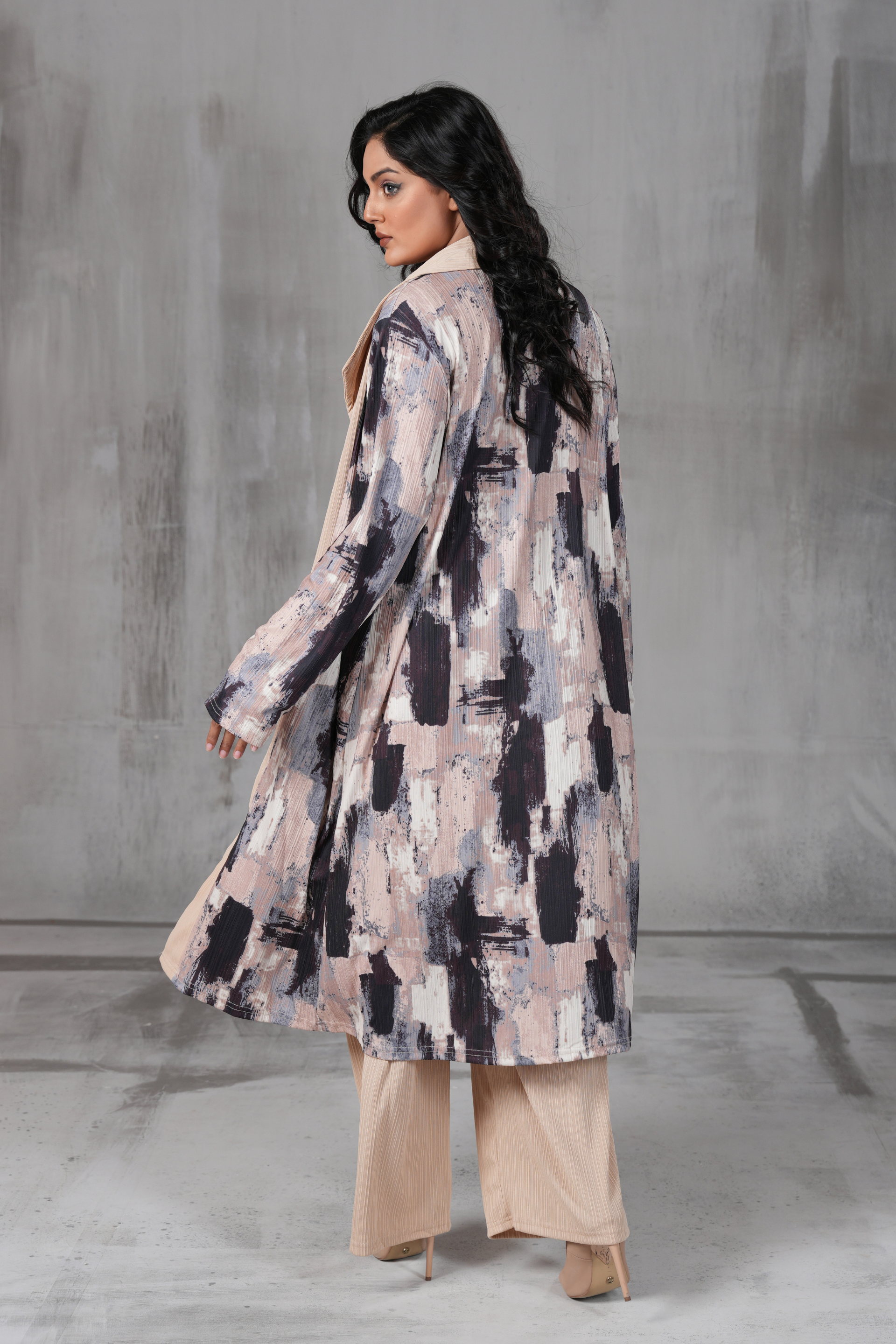 Elegant Pleated 3-Piece Co-ord Set with Abstract Gown