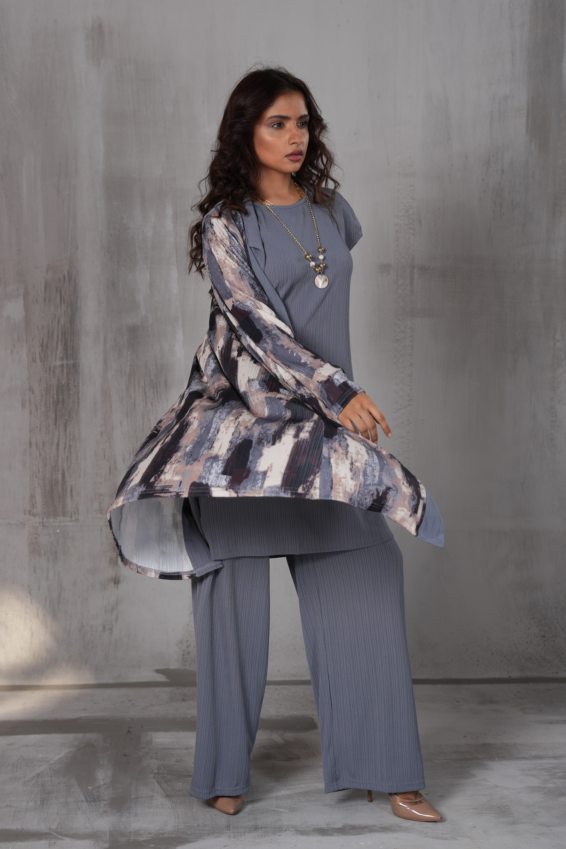 Elegant Pleated 3-Piece Co-ord Set with Abstract Gown