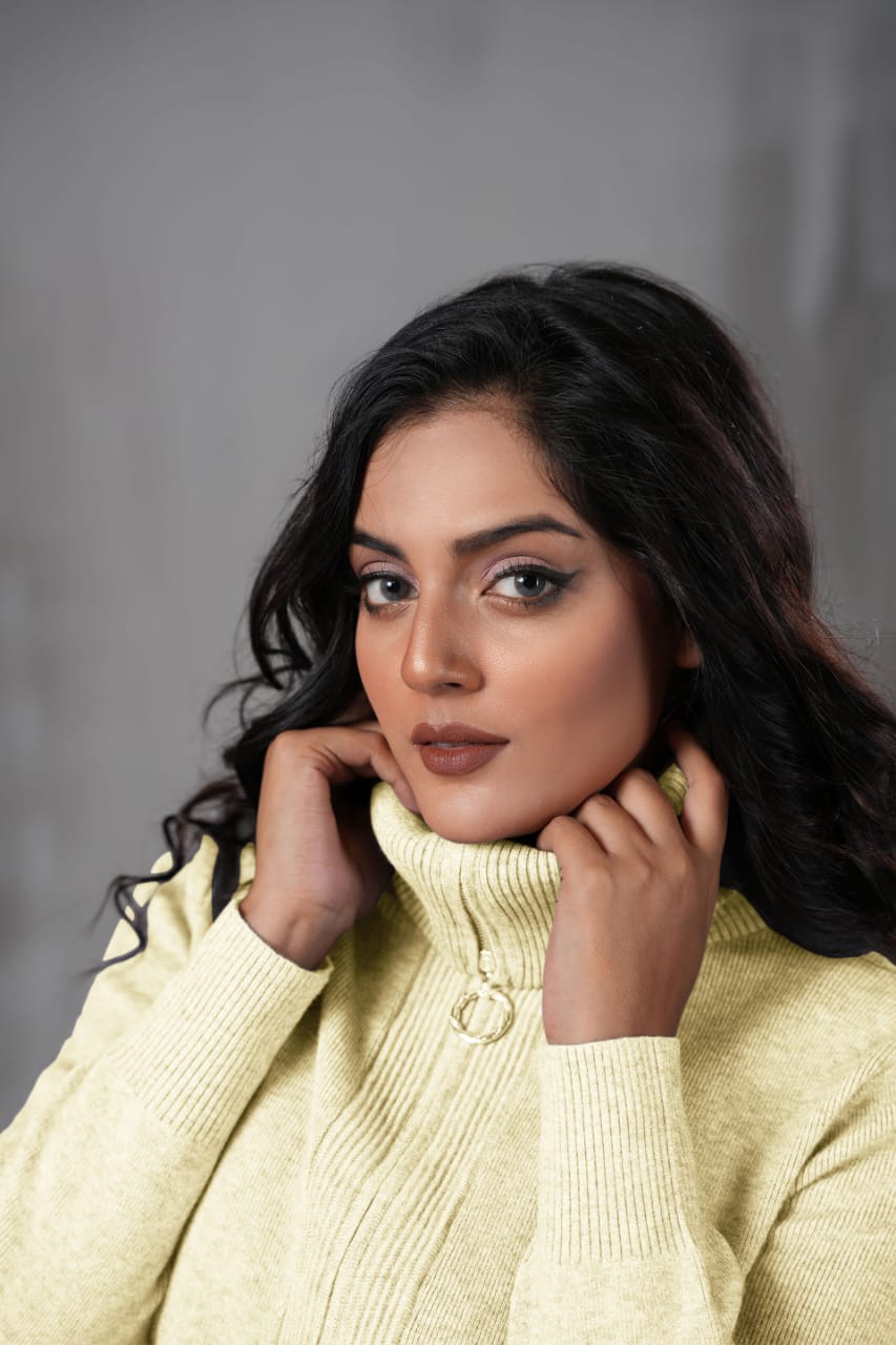 Double Zipper Turtle Neck Knitwear