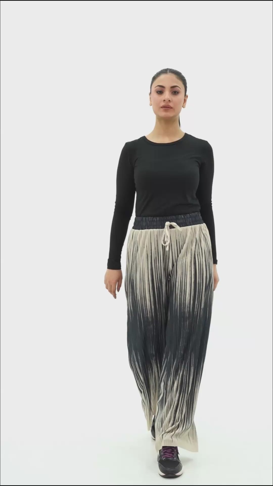 Pleated Trousers for Women | Pleated Trousers | Cherry Chics